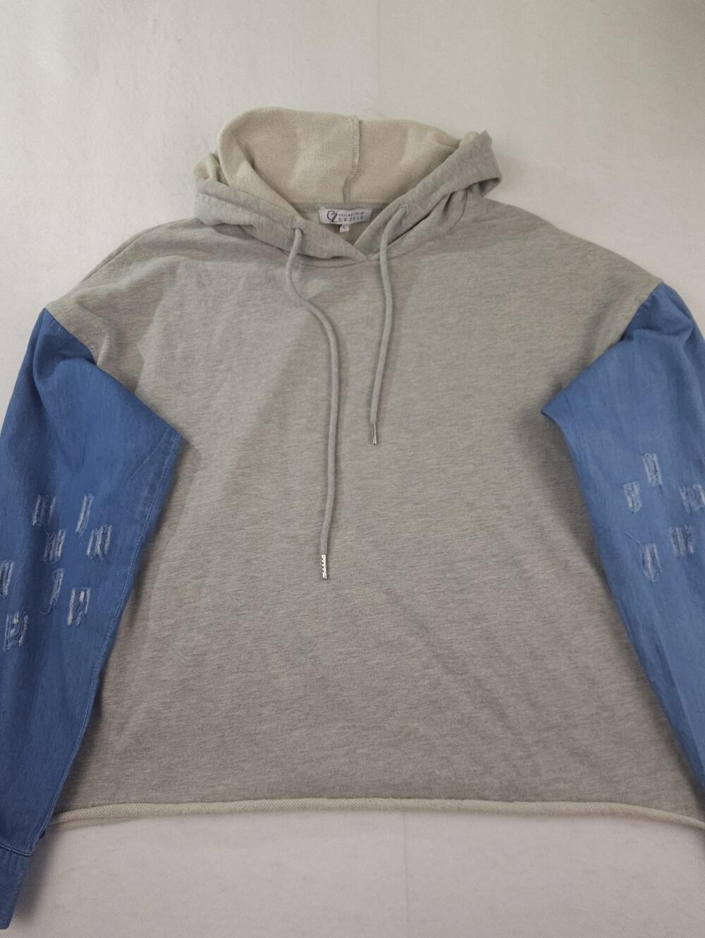 Collection by Cezele Denim Sleeve Distressed Cropped Gray Hoodie Size Large